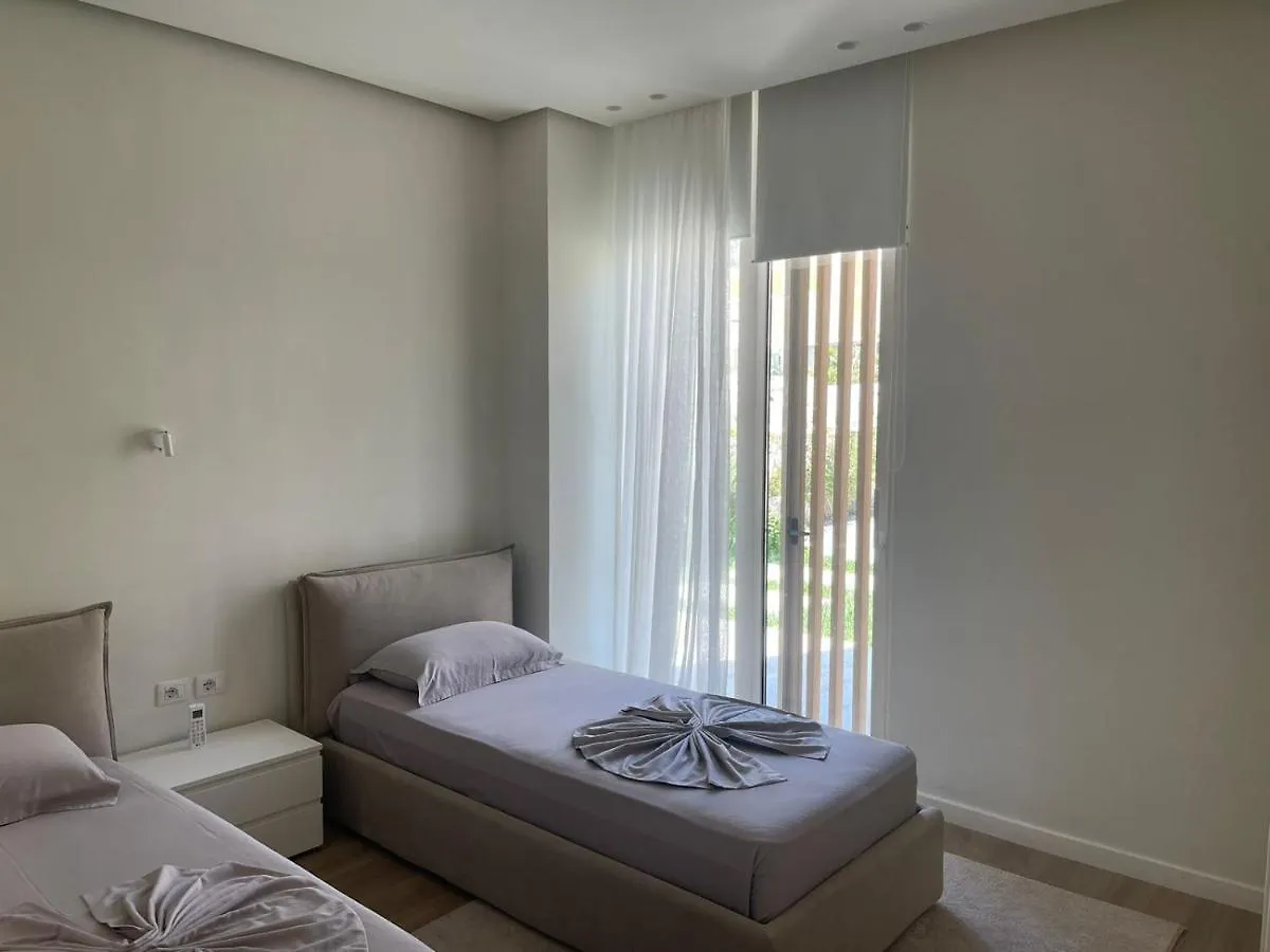 Green Coast 60 B Palasë Villa